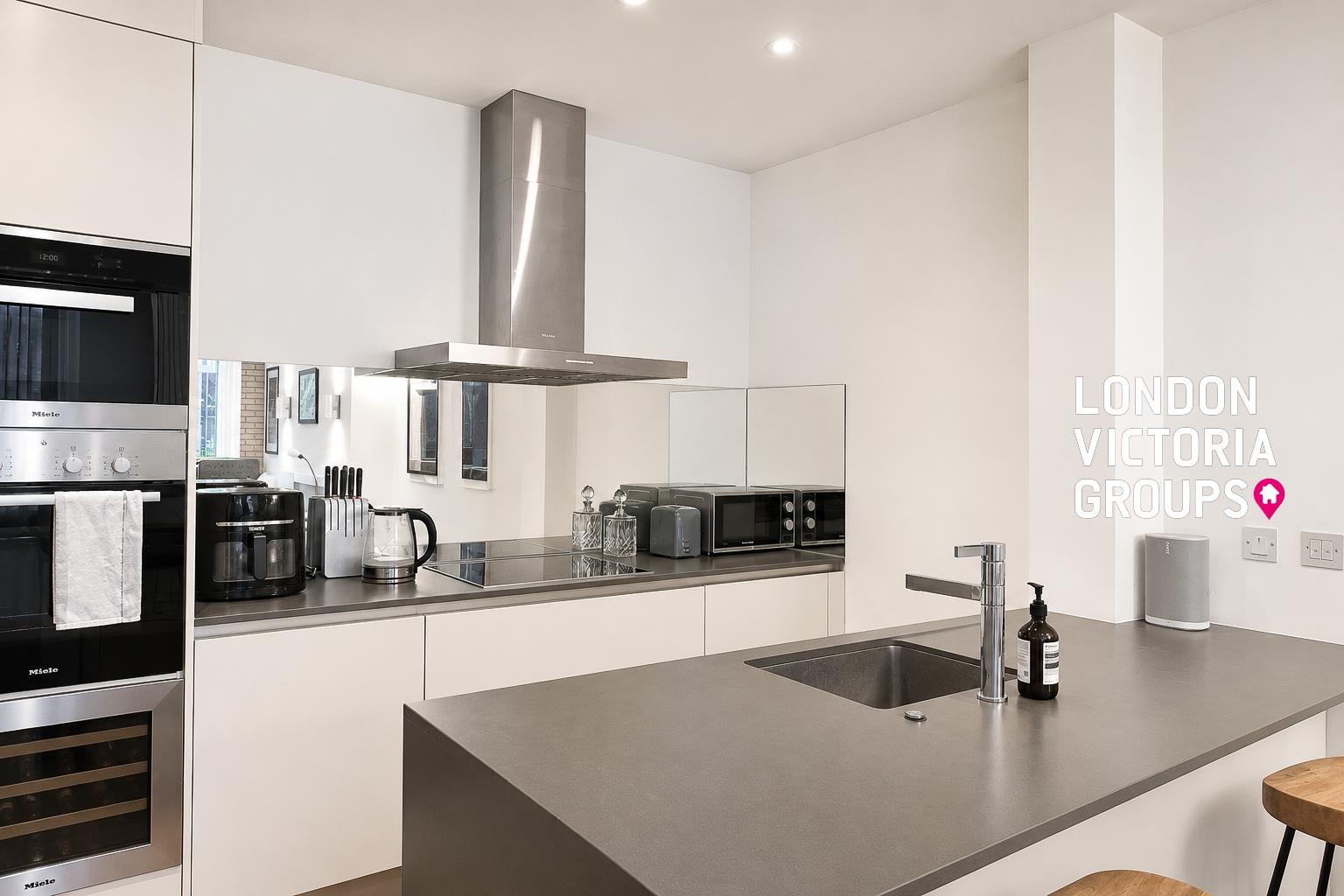 13a Berners Street, LONDON